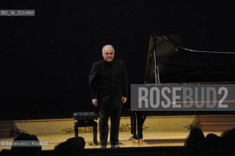 Venice - december, 12th 2009 - The conductor and pianist Daniel Barenboim in concert in the Gran Teaatro La Fenice of Venice and where receives the Prize A life in the Music ©Graziano Arici/Rosebud2