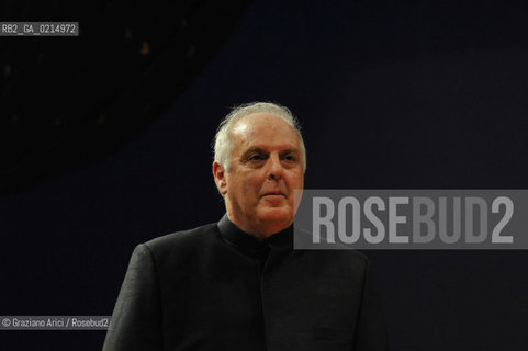 Venice - december, 12th 2009 - The conductor and pianist Daniel Barenboim in concert in the Gran Teaatro La Fenice of Venice and where receives the Prize A life in the Music ©Graziano Arici/Rosebud2