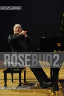 Venice - december, 12th 2009 - The conductor and pianist Daniel Barenboim in concert in the Gran Teaatro La Fenice of Venice and where receives the Prize A life in the Music ©Graziano Arici/Rosebud2