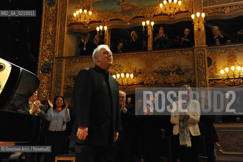 Venice - december, 12th 2009 - The conductor and pianist Daniel Barenboim in concert in the Gran Teaatro La Fenice of Venice and where receives the Prize A life in the Music ©Graziano Arici/Rosebud2