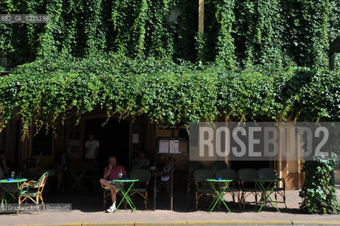 St-Remy-de- Provence (France - Provence - Provenza) 8/09 - coffeshop  ©Graziano Arici/Rosebud2 geo caffe