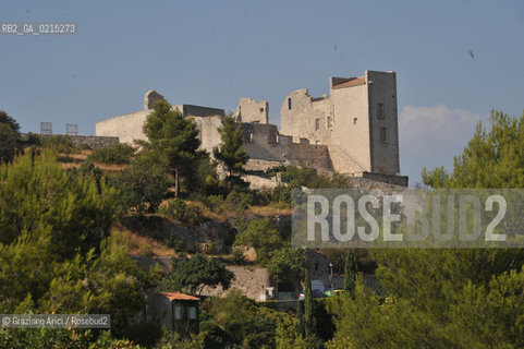Lacoste (France - Provence - Provenza) 8/09 - De Sade Castle ©Graziano Arici/Rosebud2 geo castello