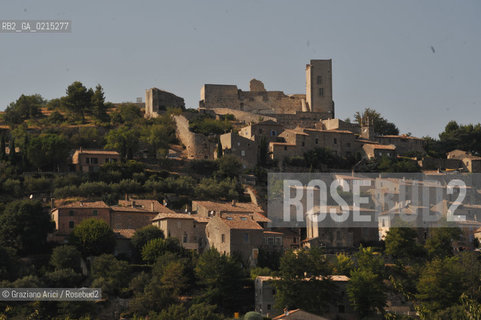 Lacoste (France - Provence - Provenza) 8/09 - De Sade Castle ©Graziano Arici/Rosebud2 geo castello