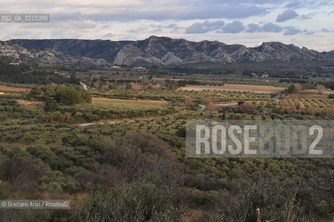 Le Baux-de-Provence (France - Provence - Provenza) 8/09 - the village the panorama ©Graziano Arici/Rosebud2 geo
