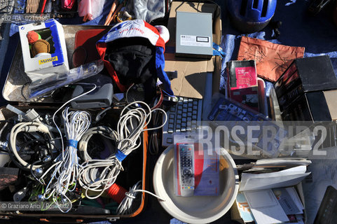 Montpellier (France - Languedoc - Linguadoca) 8/09 - flea market ©Graziano Arici/Rosebud2 geo mercato delle pulci