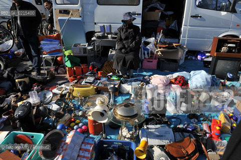 Montpellier (France - Languedoc - Linguadoca) 8/09 - flea market ©Graziano Arici/Rosebud2 geo mercato delle pulci