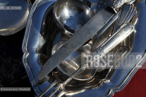 Montpellier (France - Languedoc - Linguadoca) 8/09 - flea market ©Graziano Arici/Rosebud2 geo mercato delle pulci