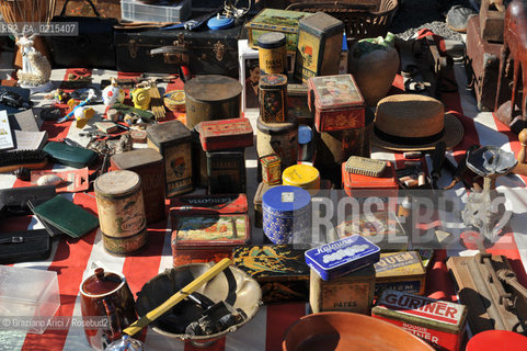 Montpellier (France - Languedoc - Linguadoca) 8/09 - flea market ©Graziano Arici/Rosebud2 geo mercato delle pulci