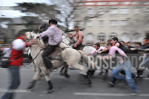 Arles (France - Provence - Provenza) 8/09 -Feria de Paques ©Graziano Arici/Rosebud2 geo toro cavallo