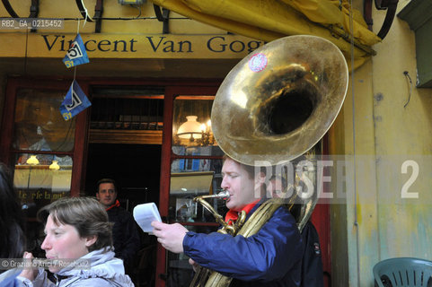 Arles (France - Provence - Provenza) 8/09 -Feria de Paques Caffe van Gogh ©Graziano Arici/Rosebud2 geo musica