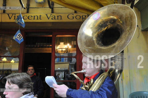 Arles (France - Provence - Provenza) 8/09 -Feria de Paques Caffe van Gogh ©Graziano Arici/Rosebud2 geo musica