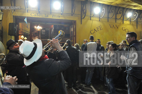 Arles (France - Provence - Provenza) 8/09 -Feria de Paques Caffe van Gogh ©Graziano Arici/Rosebud2 geo musica.
