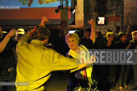 Arles (France - Provence - Provenza) 8/09 -Feria de Paques flamenco ©Graziano Arici/Rosebud2 geo musica ballo.