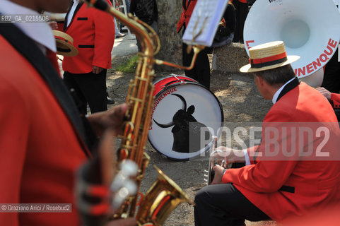 Arles (France - Provence - Provenza) 8/09 -Feria de Paques  music band ©Graziano Arici/Rosebud2 geo banda musica.