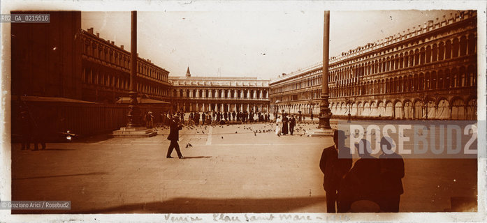 -VENEZIA, PIAZZA SAN MARCO, 1910. LANTERN SLIDE, CM 12,9X5,9  ©ARCHIVIO Graziano Arici/Rosebud2   FOTOANTICHE.-VENICE, SAN MARCO SQUARE. 1910, LANTERN SLIDE, CM 12,9X5,9 ©Graziano Arici / rosebud2