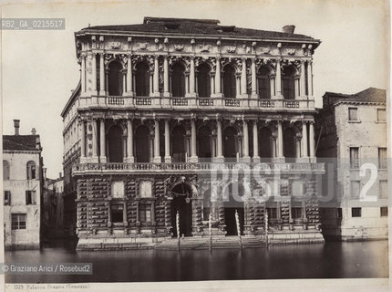 -VENEZIA, PALAZZO PESARO, SENZA DATA. STAMPA ALLALBUMINA INCOLLATA SU CARTONCINO, CM 23,8X17,7  ©ARCHIVIO Graziano Arici/Rosebud2   FOTOANTICHE.-VENICE, PESARO BUILDING, ALBUMEN PHOTOGRAPH MOUNTED ON CARDBOARD, UNDATED. CM 23,8X17,7 ©Graziano Arici / rosebud2