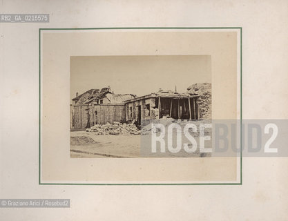 COMUNE DI PARIGI  1871- - PARIGI, PONTE DI ST. CLOUD, SENZA DATA, STAMPA ALLALBUMINA INCOLLATA SU CARTONCINO, CM 17,7X13,5. FOTOGRAFIA TRATTA DALLALBUM: ALBUM PHOTOGRAPHIQUE DES RUINES DE PARIS. ©ARCHIVIO Graziano Arici/Rosebud2  POSATA IN STUDIO, MESTIERI, FOTOANTICHE.PARIS COMMUNE 1871 -PARIS, ST. CLOUD BRIDGE, UNDATED, ALBUMEN PHOTOGRAPH MOUNTED ON CARDBOARD, CM 17,7X13,5 PHOTOGRAPH FROM THE ALBUM: ALBUM PHOTOGRAPHIQUE DES RUINES DE PARIS. ©Graziano Arici / rosebud2