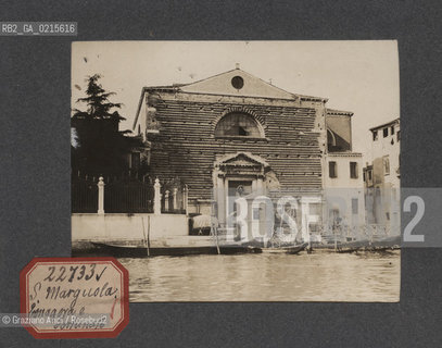 -VENEZIA, SAN MARGUOLA, SENZA DATA. STAMPA ALLALBUMINA INCOLLATA SU CARTONCINO, CM 11,3X9 ©ARCHIVIO Graziano Arici/Rosebud2   FOTOANTICHE.-VENICE, ST. MARGUOLA, UNDATED. ALBUMEN PHOTOGRAPH MOUNTED ON CARDBOARD, CM 11,3X9 ©Graziano Arici/Rosebud2 