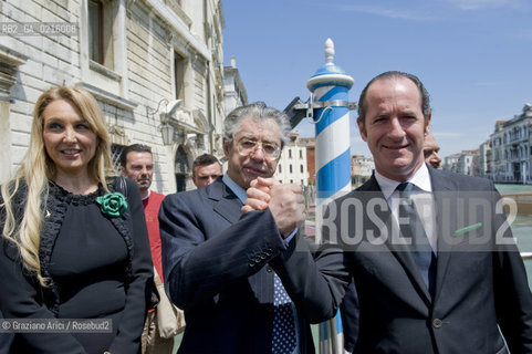 Venice 17/5/10 - The minister for the Reform Umberto Bossi, visiting Venice, with the Veneto Governor Luca Zaia, the Under-minister Francesca Martini  politica Lega  ©Graziano Arici/Rosebud2