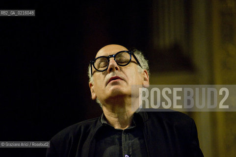 Venice 13/5/10 - The composer and pianist Michael Nyman in concert in Frari Church in Venice, in front of the well-known Tizianòs painting Assunta musica pianista ©Graziano Arici/Rosebud2