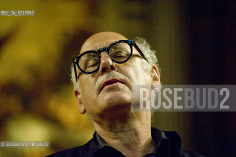 Venice 13/5/10 - The composer and pianist Michael Nyman in concert in Frari Church in Venice, in front of the well-known Tizianòs painting Assunta musica pianista ©Graziano Arici/Rosebud2