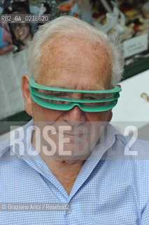 Venice 2/7/10 - the fashion designer Pierre Cardin open his Palace in Venice to present his Musical Casanova in World Premiere in Venice. His Palace, Cà Bragadin, was the House of Giacomo Casanova: Here Pierre Cardin is with his lasta Creation: The Glasses Casanova. stilista moda occhiali ©Graziano Arici/Rosebud2