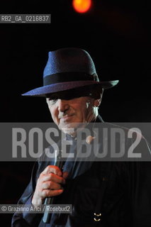 Venice 16/7/10 - The singer and composer Charles Aznavour with the singer and actor Massimo Ranieri in Concert in S.Mark Square musica cantante ©Graziano Arici/Rosebud2