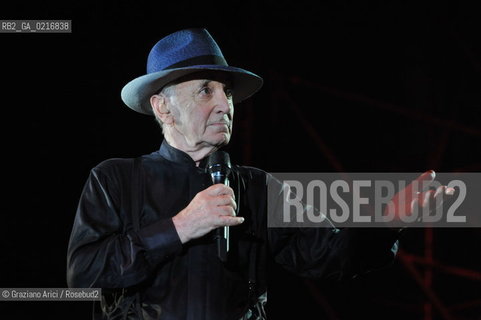 Venice 16/7/10 - The singer and composer Charles Aznavour with the singer and actor Massimo Ranieri in Concert in S.Mark Square musica cantante ©Graziano Arici/Rosebud2