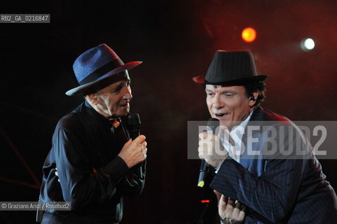 Venice 16/7/10 - The singer and composer Charles Aznavour with the singer and actor Massimo Ranieri in Concert in S.Mark Square musica cantante ©Graziano Arici/Rosebud2