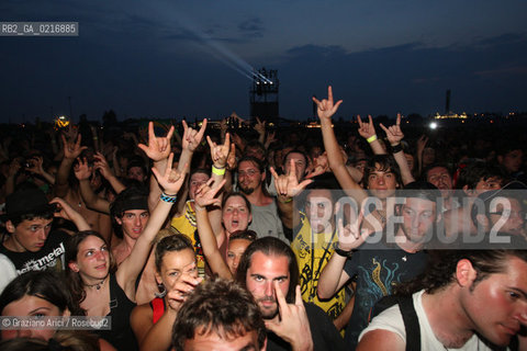 03/07/10 Mestre Parco S.Giuliano (Venice) -Fans at  Heineken Jammin Festival  musica rock ©Graziano Arici/Rosebud2
