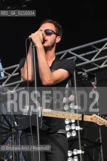 04/07/10 Mestre Parco S.Giuliano (Venice) - Heineken Jammin Festival : The rock band Editors : Tom Smith musica rock ©Graziano Arici/Rosebud2
