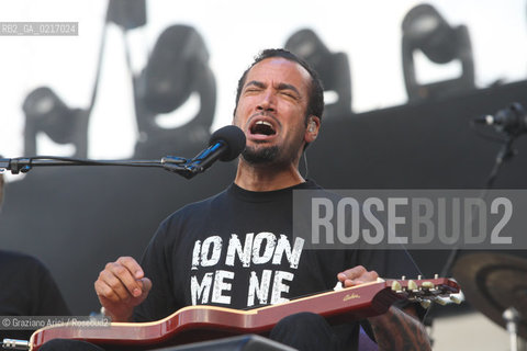 06/07/10 ERREBI - VENEZIA - HEINEKEN JAMMIN FESTIVAL - CONCERTO DI  BEN HARPER & RELENTLESS 7