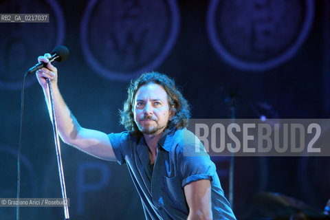 06/07/10 Mestre Parco S.Giuliano (Venice) - Heineken Jammin Festival: the rock band Pearl Jam : Eddie Vedder  musica rock ©Graziano Arici/Rosebud2