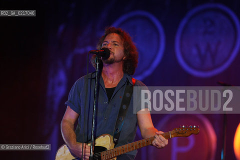 06/07/10 Mestre Parco S.Giuliano (Venice) - Heineken Jammin Festival: the rock band Pearl Jam : Eddie Vedder  musica rock ©Graziano Arici/Rosebud2