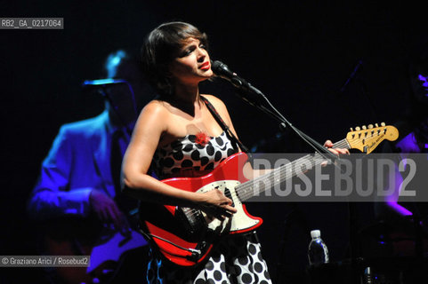 Venice - 24/07/10 The singer and musician Norah Jones musica pop rock ©Graziano Arici/Rosebud2
