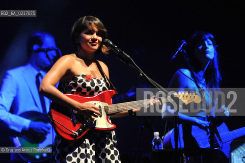 Venice - 24/07/10 The singer and musician Norah Jones musica pop rock ©Graziano Arici/Rosebud2