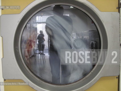 Arles (France , Provence) 10/8/ 2010 : Laudry in Arles geo lavatrice ©Graziano Arici/Rosebud2