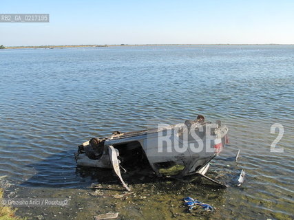 Arles (France , Provence) 10/8/ 2010 : crash car in camargue park geo ©Graziano Arici/Rosebud2