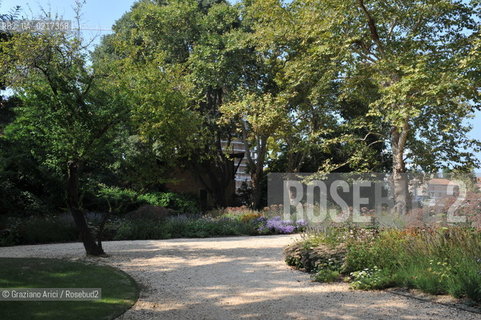 Venice 26/08/2010 -  12 Architecture Biennale: Arsenale: Giardino delle Vergini -  Architettura architetti giardini ©Graziano Arici/Rosebud2