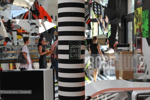 Venice 26/08/2010 -  12 Architecture Biennale: Palazzo delle Esposizioni - Caffeteria -  Architettura architetti giardini ©Graziano Arici/Rosebud2