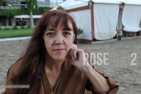 Venice 3/09/10 - The writer Laura Pariani in the Venice Lido Beach letteratura ©Graziano Arici/Rosebud2