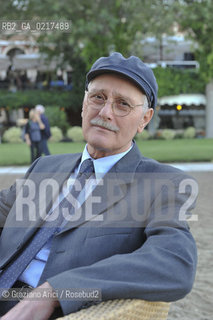 Venice 3/09/10 - The writer Antonio Pennacchi in the Venice Lido Beach letteratura ©Graziano Arici/Rosebud2
