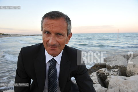 Venice 3/09/10 - The writer Gianrico Carofiglio in the Venice Lido Beach letteratura ©Graziano Arici/Rosebud2