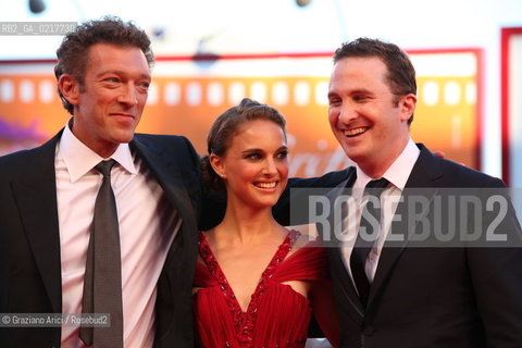 67th Venice International Film Festival - Venice September 1, 2010 - Red Carpet of the Film Black Swan - Actress Natalie Portman with actor Vincent Cassel (left) and the director Darren Aronofsky