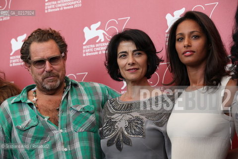 67th Venice International Film Festival - Venice September 2, 2010 - Photocall of the film Miral - Left to right: The director Julian Schnabel, the actress Hiam Abbass and the Screenwriter Rula Jebreal