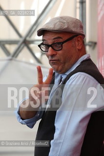 67th Venice International Film Festival - Venice September 4, 2010 - Photocall of the film La Commedia - The director Amos Poe