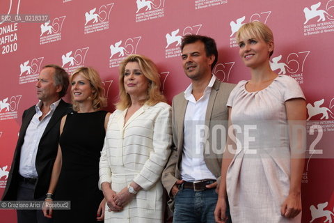 67th Venice International Film Festival - Venice September 4, 2010 - Photocall of the film Potiche - The director Francois Ozon with the cast