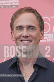 67th Venice International Film Festival - Venice September 5, 2010 - Photocall of the film Meeks Cutoff - The actor Neal Huff