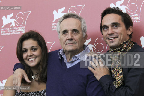 67th Venice International Film Festival - Venice September 8, 2010 - Photocall of the film Sorelle Mai - The director Marco Bellocchio between Pier Giorgio Bellocchio and Elena Bellocchio actors