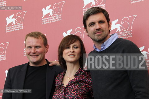 67th Venice International Film Festival - Venice September 10, 2010 - Photocall of the film Drei - Actress Sophie Rois between actor Devid Striesow(left) and actor Sebastian Schipper